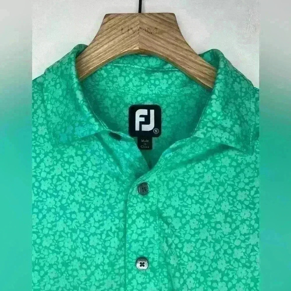 FootJoy golf polo ,  sz small - Picture 2 of 5